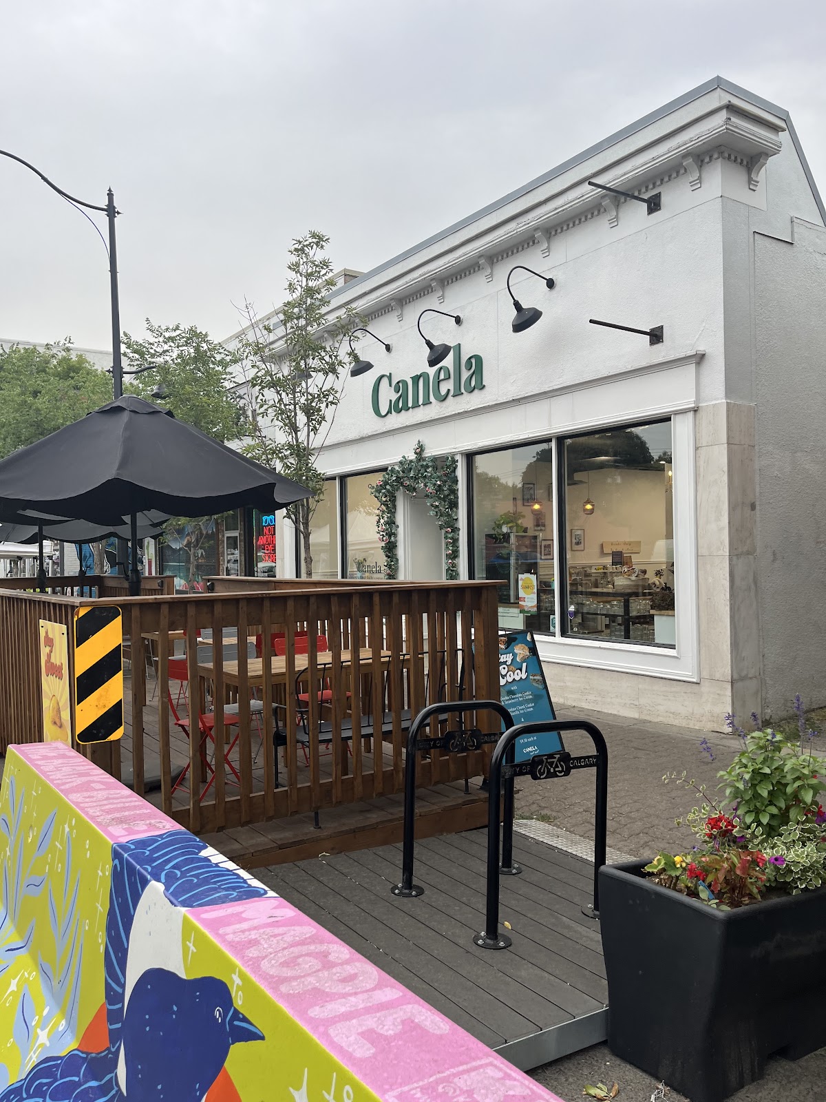 Canela Vegan Bakery & Cafe