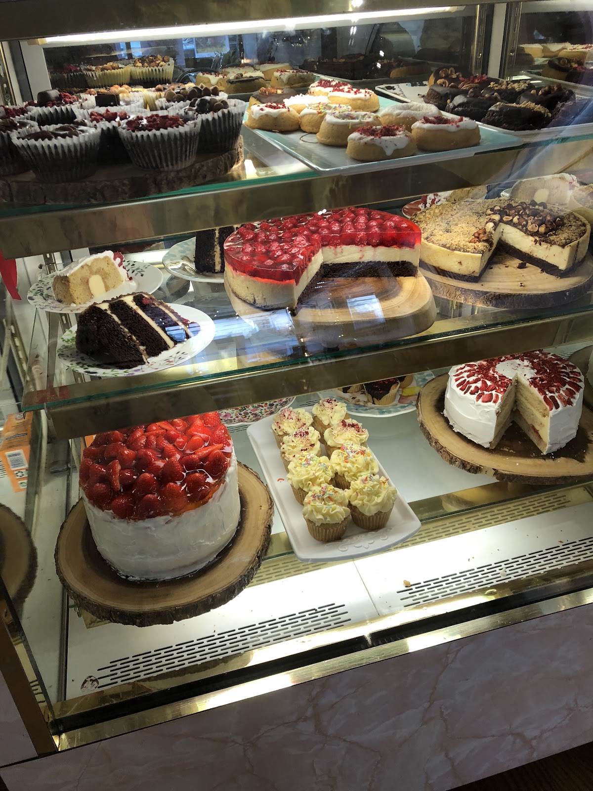 Happy Zoe Vegan Bakery