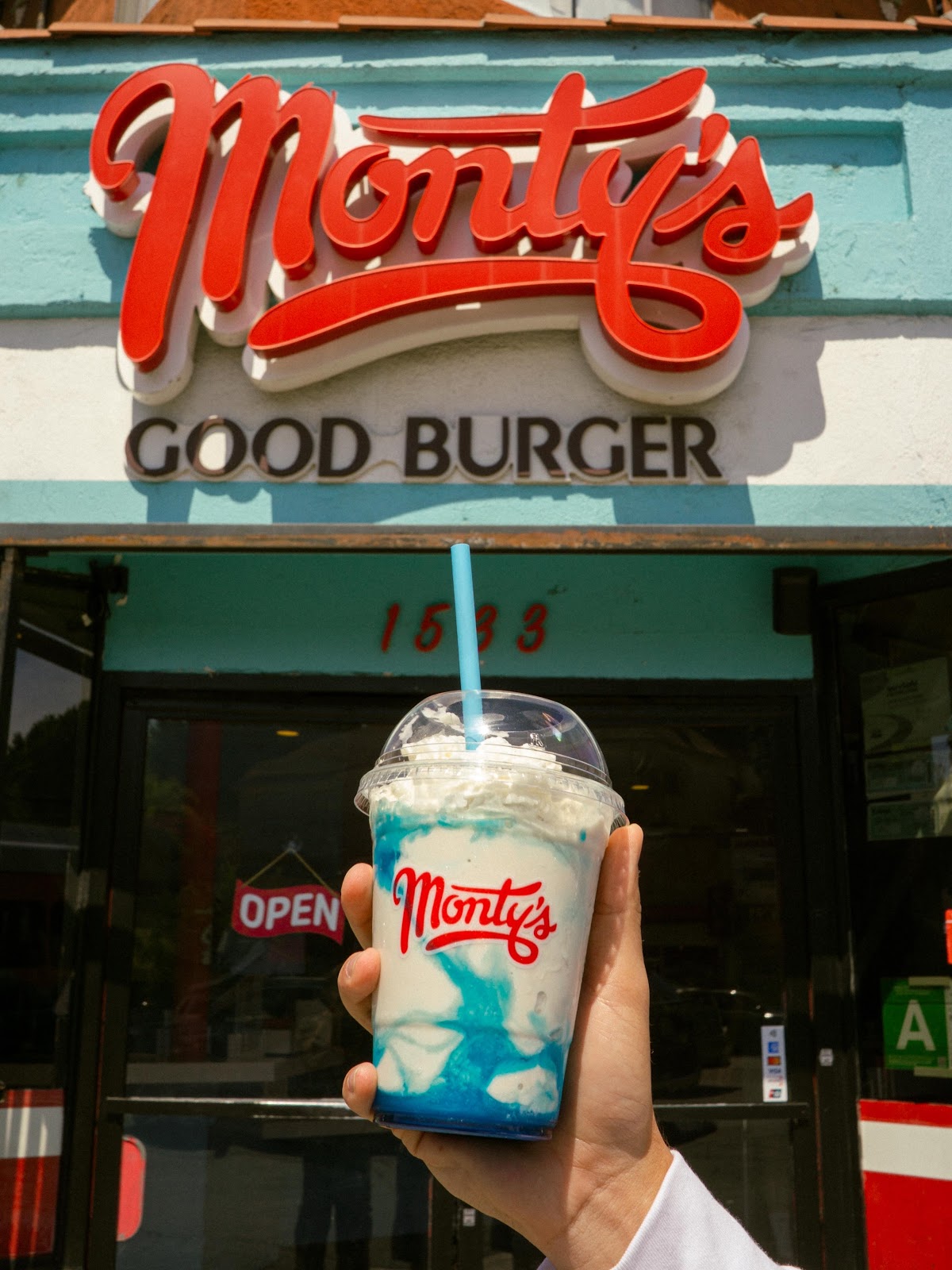 Monty's Good Burger - Koreatown