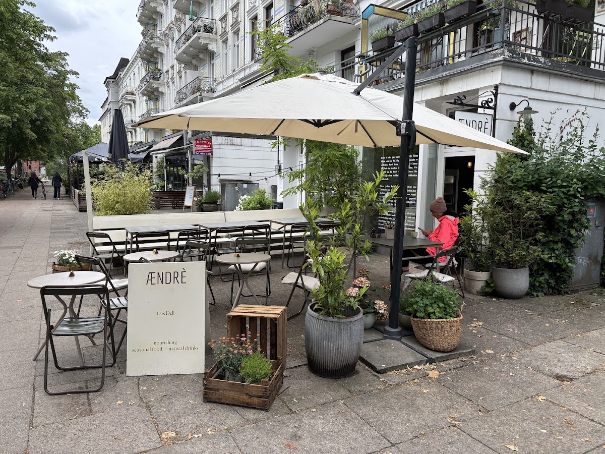 ÆNDRÈ Deli