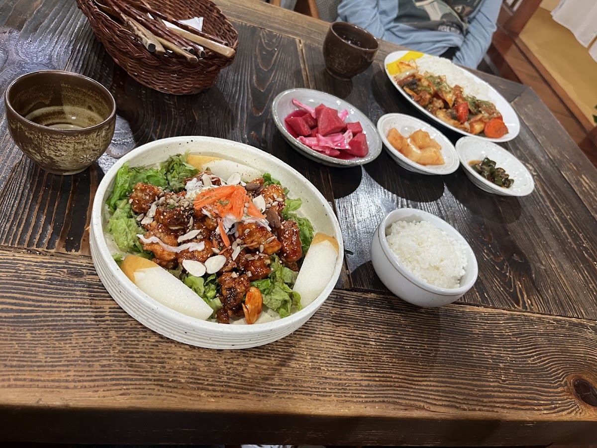 Yaein Tea House - 예인찻집